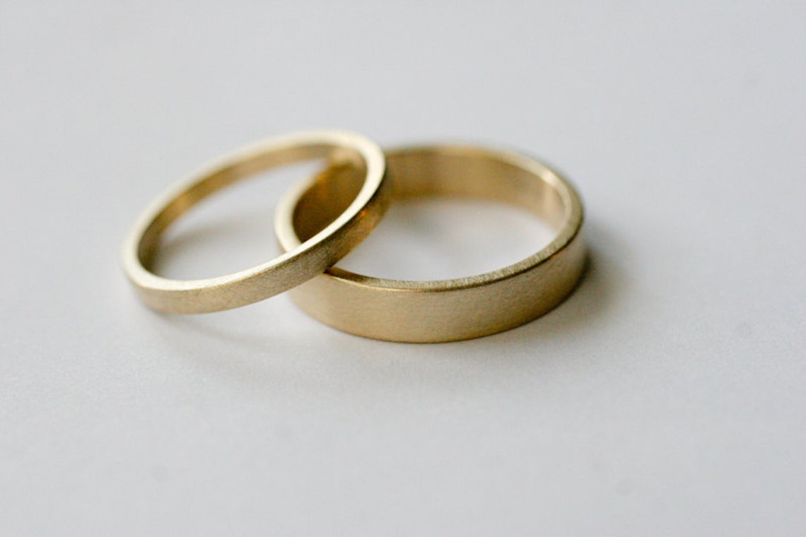 14k Gold Flat Wedding Band Set Satin Finish 2 Rings Etsy