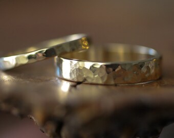 hammered flat band wedding set 14k  (2 rings)