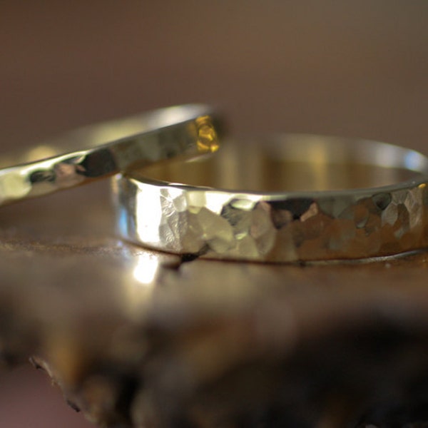 hammered flat band wedding set 14k  (2 rings)