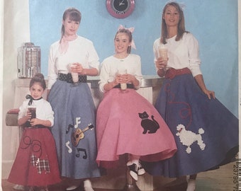 McCall's 7253 ~ Poodle Skirt Sewing Pattern ~ Girls' Pull-On Skirt and Petticoat ~ Size 7/8, 10/12, 14 ~ 1994 ~ Uncut ~ Vintage