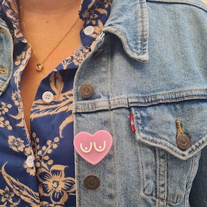 Pin's "Octobre rose"