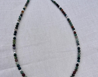 Collana di perline di agata indiana