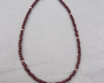 Collana di perline Goldstone