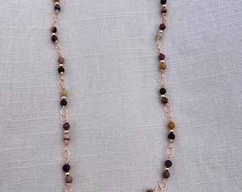 Collana di mookaite fatta a mano
