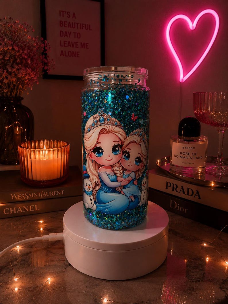 Glitter Frost Elsa Anna Burk – Blå Glittermugg bild 1