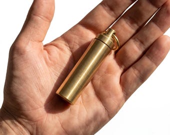 Messing Pillendoosje Waterdichte EDC Sleutelhanger Capsule Kleine Pillendoosje Metalen Cash Cache Container Reizen Geneeskunde Organizer Opbergvak
