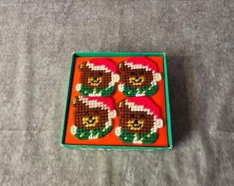 Vintage Hedaya Brothers plastic canvas servetringen met kerstbeermotief, set van 4