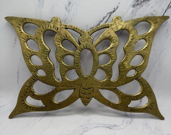 Salvamanteles vintage de latón con forma de mariposa, fabricado en Corea para Interpur, 25,4 cm (10").