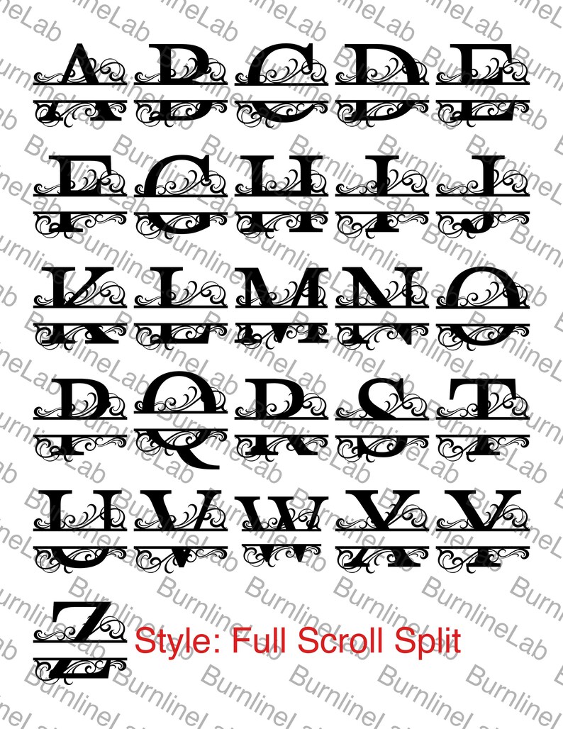 Pode incluir: Uma cole&ccedil;&atilde;o de letras mai&uacute;sculas pretas de A a Z, cada uma com um design dividido decorativo com padr&otilde;es de volutas intrincados. As letras est&atilde;o dispostas em uma grade e o texto "Style: Full Scroll Split" aparece em vermelho na parte inferior.