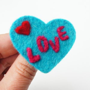 Felt Heart Brooch, Valentine Gift Brooch, Blue Heart Accessories, Love Word Pin, Heart Jewelry, Felt Jewelry, Felt Accessory, Wool Heart Pin