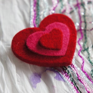 Felt Heart Brooch, Felt Valentine Gift, Valentine Heart, Red Felt Heart Pin, Pink Heart Brooch, Felt Jewelry, Felt Accessory, Wool Red Heart