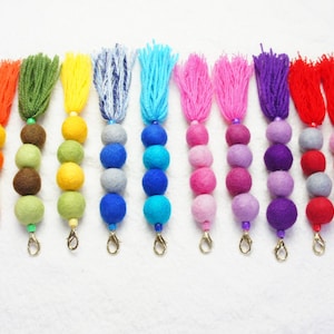 Bag Charm, Tassel Bag Charm, Pom Pom Bag Charm, Summer Pom Bag Charm, Felt Ball Charm, Pom Pom Keychain, Tassel Keychain, Beach Bag Charm