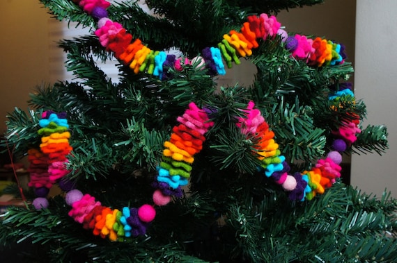 Rainbow Garland Star Garland Kids Bedroom Decor Felt Ball Christmas Garland Chakra Wall Decor Birthday Party Garland Nursery Garland Decor