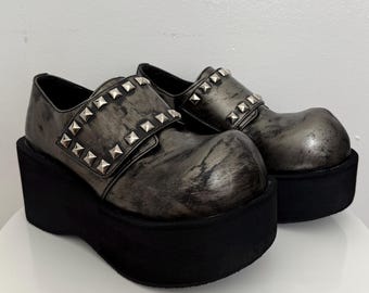 ZELDZAME Sz 10 Vintage jaren 90 Y2K Demonia plateauschoenen – The Dank Shoe zilveren studs