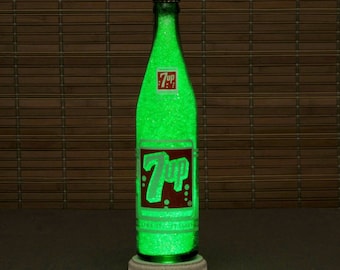 Genuine Vintage 1960's 7-UP 12 oz Bottle Accent Lamp Night Light Bar Man Cave Sign Heavy Glass