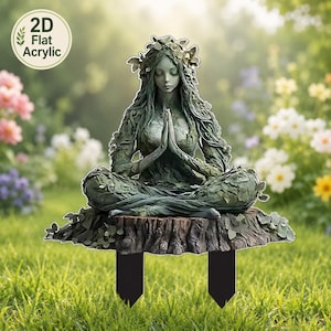 Peut inclure: Un piquet de jardin en acrylique plat 2D représentant une figure sereine en position méditative, ornée de détails en forme de feuilles. La figure est assise sur une base de souche d'arbre, avec une palette de couleurs vertes et marron. Le piquet est conçu pour l'extérieur.