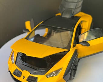 Custom 1:18 Lamborghini Huracan Sterrato Diecast Model – Personalized License Plate Miniature Car