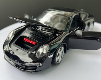 Custom 1:24 Porsche 911 Carrera S Diecast Model – Personalized License Plate Miniature Car