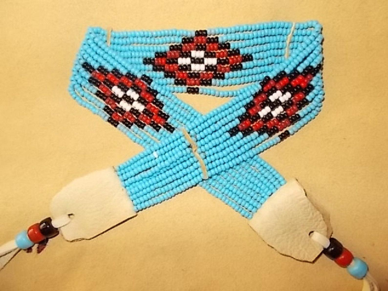 Native American Design Beaded Choker cherokee - Etsy