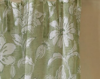 Saliegroene bloemengordijnen, botanische bloemengordijnen, olijfgroene vintage gordijnen, cottagecore raamgordijnen, landelijke woondecoratie