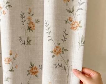 Gordijnen met bloemenprint en linnenlook, vintage botanische gordijnen, cottagecore raamgordijnen, beige gordijnen in boerderijstijl, Franse landelijke decoratie