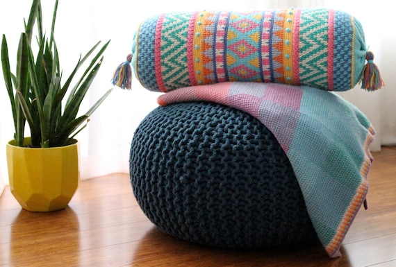 UK Terms - Vivo Tapestry Crochet Cushion Pattern
