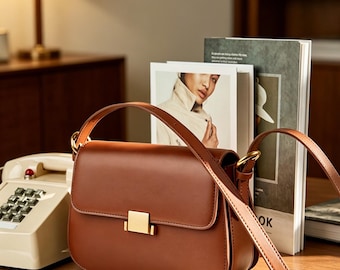 Minimalist Genuine Leather Underarm Shoulder Bag, High‑End Niche Design Crossbody Purse, Vintage Brown Saddle‑Shape Handbag