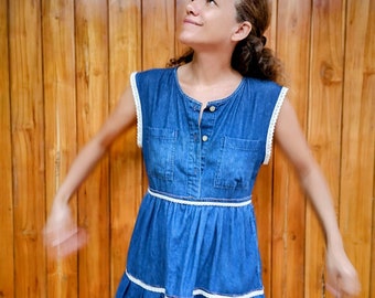 Upcycled denim tunic top, preloved, jeans top, boho chic, boho clothing, upcycled women’s, ruffles, crochet trim lace, refashioned, pockets