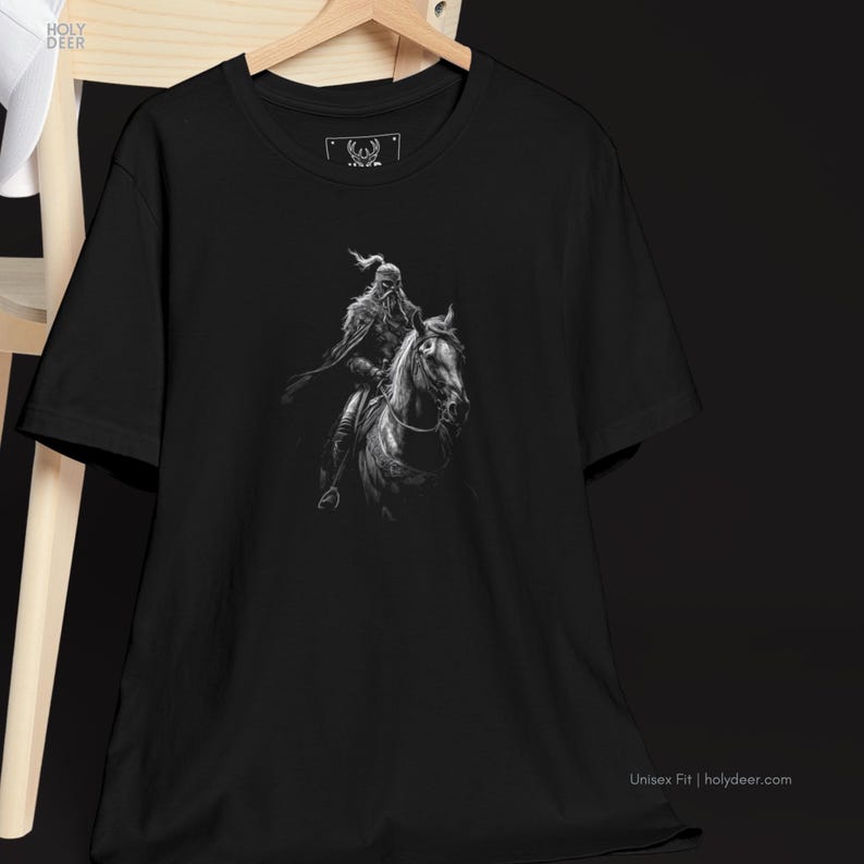 This steppe rider apparel in black presents a professional and mysterious look for history buffs, cavalry art fans, and ancient soldier art collectors, emphasizing a powerful independent dark aesthetic top identity.