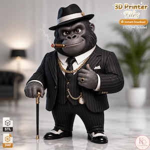 Puede incluir: Un modelo de personaje digital en 3D de un gorila con traje negro de rayas diplomáticas, camisa blanca, corbata negra y un sombrero fedora negro con banda blanca. El gorila sostiene un bastón negro, fuma un cigarro y lleva una cadena dorada.