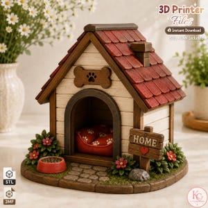 Può includere: Un modello di cuccia per cani con tetto a tegole rosse, pareti color crema e un ingresso ad arco marrone scuro. Un cartello in legno riporta la scritta HOME con un cuore rosso. Include una cuccia rossa con impronte, una ciotola e cespugli verdi.