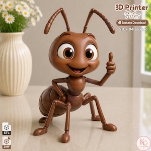 Pode incluir: Uma figura de formiga impressa em 3D castanha com olhos grandes e uma boca sorridente, fazendo um sinal de positivo. O texto 3D Printer Files, Instant Download e STL + 3MF Included é visível. A formiga tem membros articulados e acabamento liso.