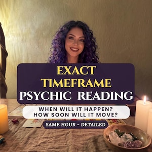 Könnte beinhalten: Ein Bild mit einer lächelnden Frau mit lila Haaren, mit überlagertem Text, der lautet "EXACT TIMEFRAME PSYCHIC READING". Zusätzlicher Text fragt "WANN WIRD ES PASSIEREN? WIE SCHNELL WIRD ES SICH BEWEGEN?" und "GLEICHE STUNDE - DETAILLIERT". Kerzen und Kristalle sind ebenfalls zu sehen.