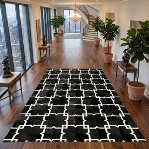 Schwarz & Ivory Hair-on-Hide Kettenmuster Leder Teppich 5 x 8 ft Handgefertigter Läufer / Flächenteppich
