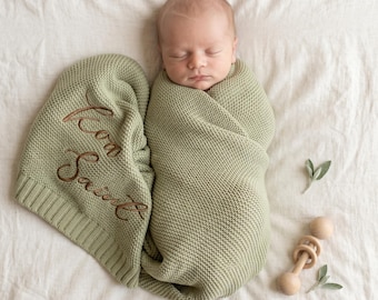 Personalized Organic Cotton Knit Baby Blanket – Custom Embroidered Name Keepsake