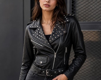 Motorjas met studs dames zwart punkjack in bikerstijl
