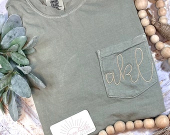 Embroidered Monogram Pocket Tee, Short Sleeve Monogram Tshirt, Comfort Colors Pocket Tee, Bridesmaid Gift, Mother’s Day Gift