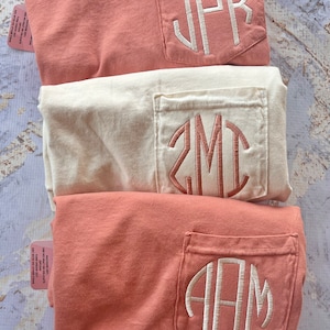 Embroidered Monogram Pocket Tee, Short Sleeve Monogram Tshirt, Comfort Colors Pocket Tee, Bridesmaid Gift, Mother’s Day Gift