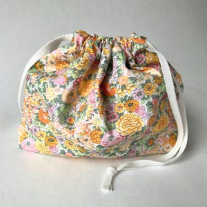 Liberty Print Dragskoväska: Elysian Tana Lawn | Organisatör | Mellanstorlek