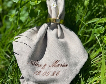 Gepersonaliseerde geborduurde servetten | Aangepaste bruiloft monogram | Elegante eettafeldecoratie | Bruiloft aandenken cadeau | Idee voor jubileum