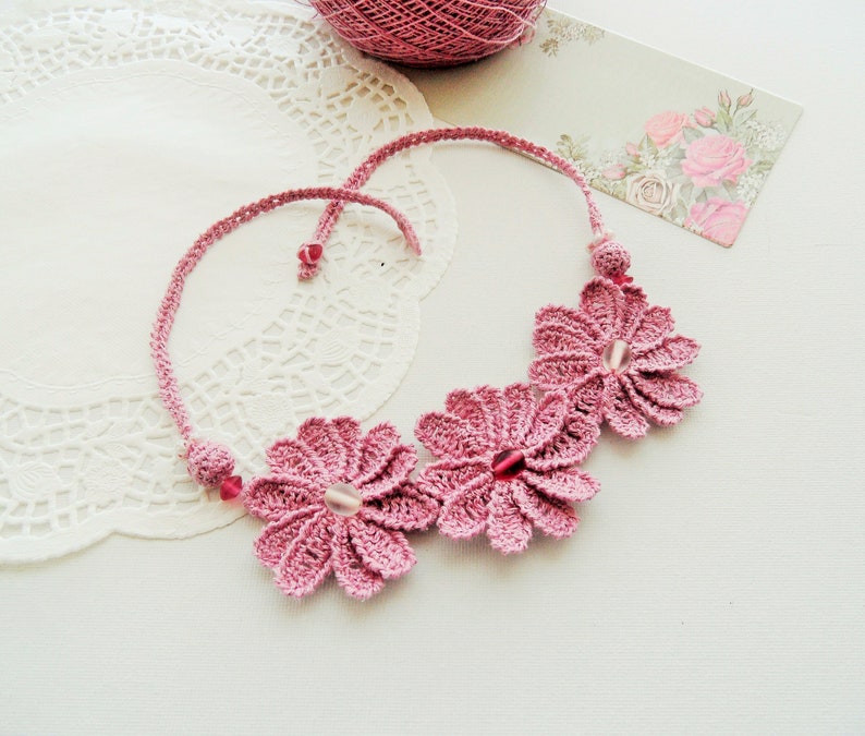Crochet Necklace Floral Necklace Crochet Flowers Necklace Linen Necklace Mauve Necklace Handmade Jewellery