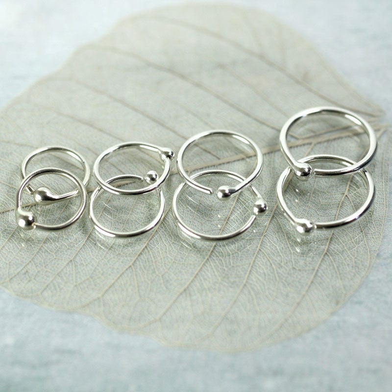 Orecchini a cerchio in argento Argentium Sleeper Hoops: orecchini a cerchio semplici da 10 mm - Italia