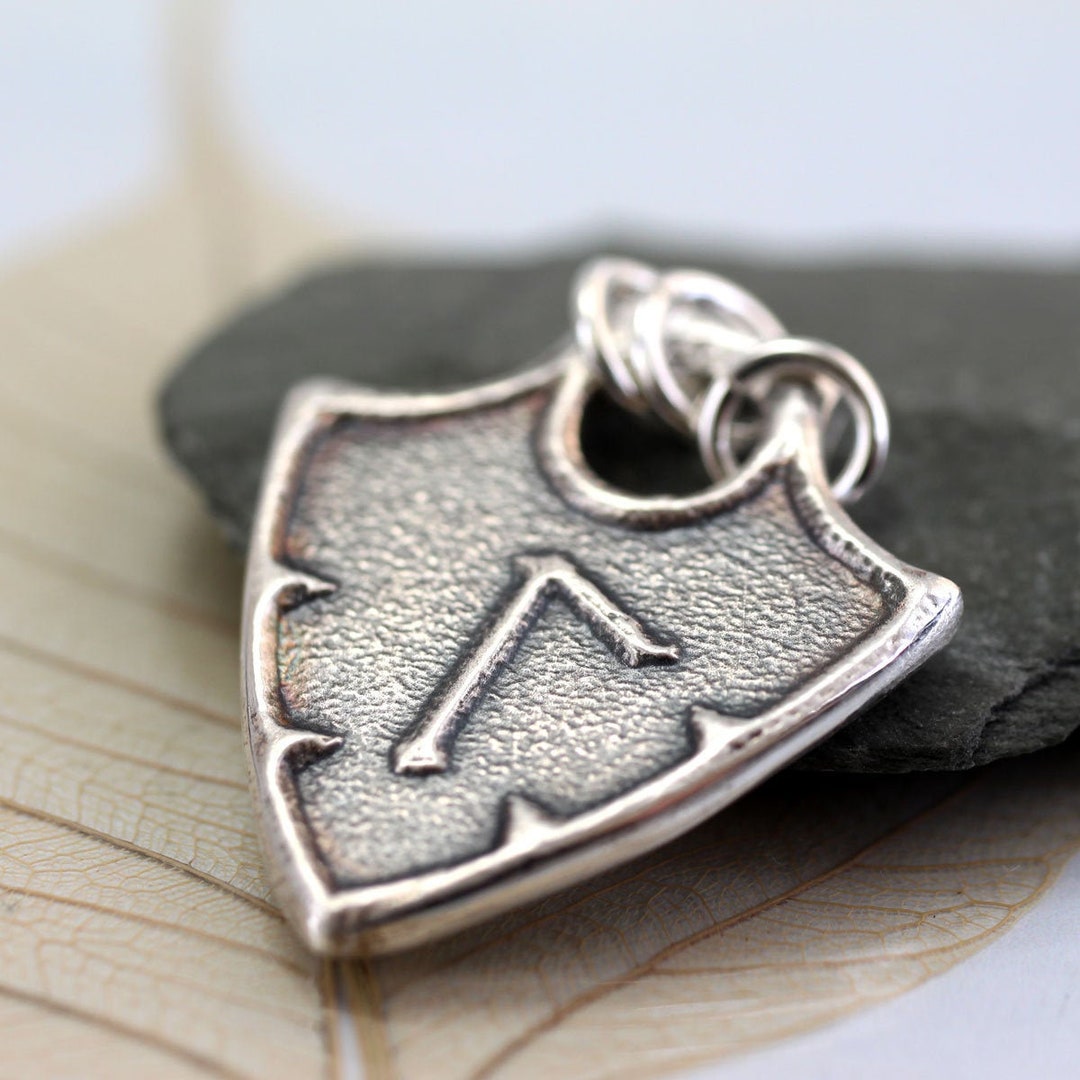 Sheild Rune Shield Rune Necklace Sterling Silver in Viking Style - Etsy