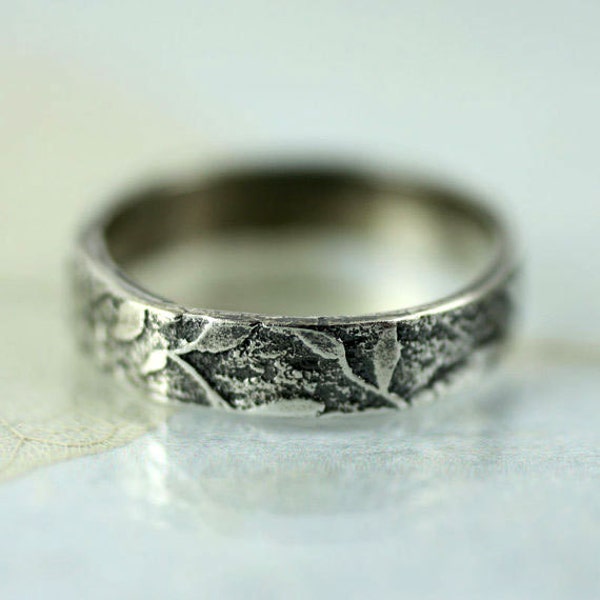 Silver Leaf Ring - Fine Scattering of Leaves Wreath Woodland Band Wedding Band Ring | Nature Ring
