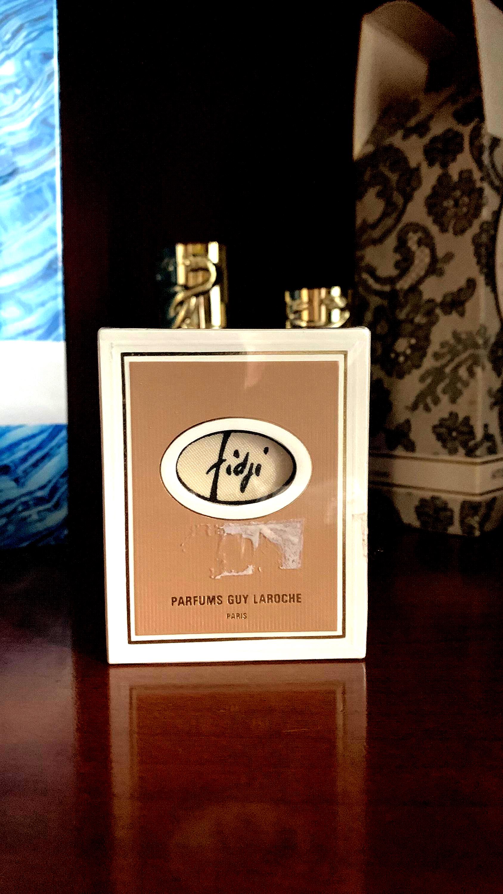 Fidji perfume - Etsy 日本