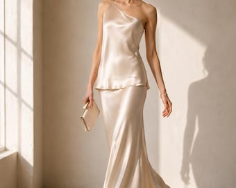Ivoorwitte zijden satijnen tweedelige set voor dames | Satijnen top met één schouder en maxi-rok | Elegante formele outfit | Luxe avondset | Op maat gemaakt