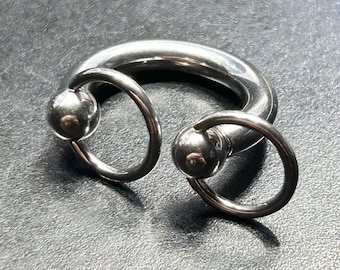 Anillo doble de esclavo Prince Albert con forma de herradura para pene - calibre 14 a 2