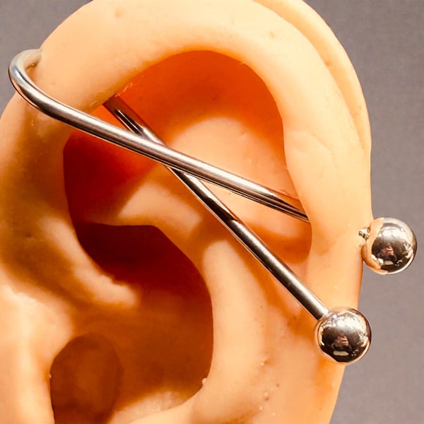 Industrial Piercings Piercing 14G 1 1/4" boucle échafaudage torsadé