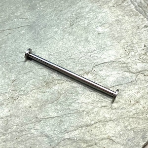 Piercing de barra industrial com ponta plana e rosca interna - 14G 1 1/4&quot; - 1 3/8&quot; - 1 1/2&quot; - 1 3/4&quot; - 2&quot; Andaime com perfuração dupla na orelha superior