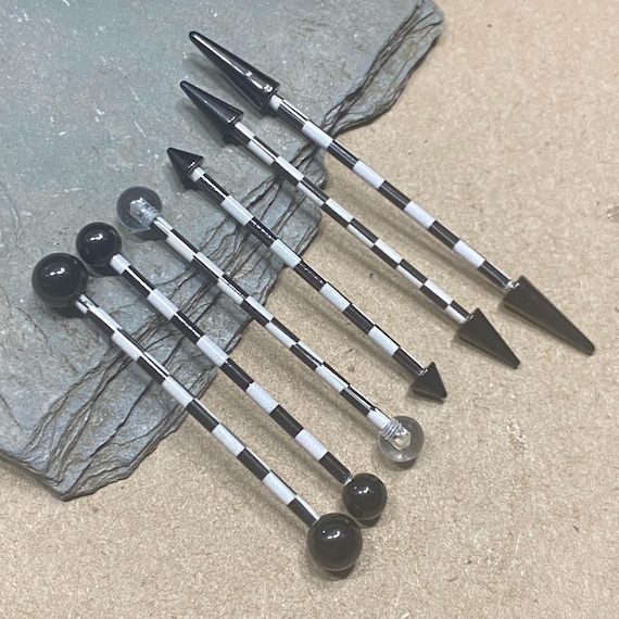 Surgical Steel Carved Horseshoe Barbell with Ball Ends Surgical Steel Carved Horseshoe Barbell with Ball Ends